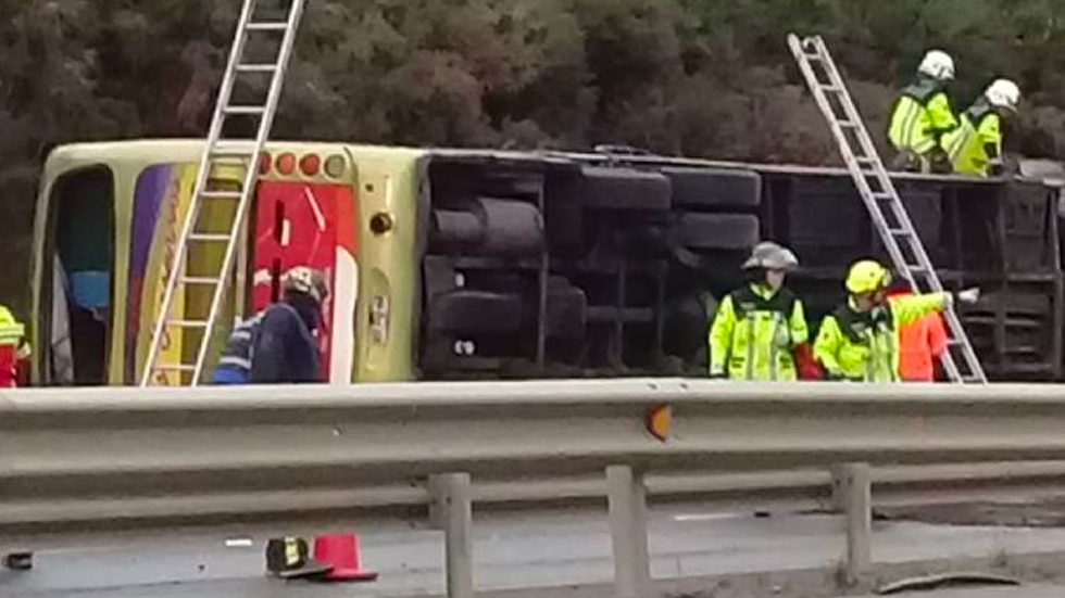 Accidente de autobús de pasajeros deja seis muertos en Chile Accidente de autobús de pasajeros deja seis muertos en Chile