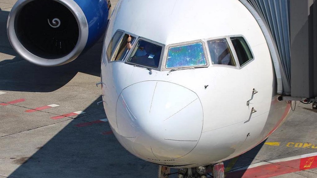 Vuelo de Delta Air Lines aterriza de emergencia en Tennessee Vuelo de Delta Air Lines aterriza de emergencia en Tennessee