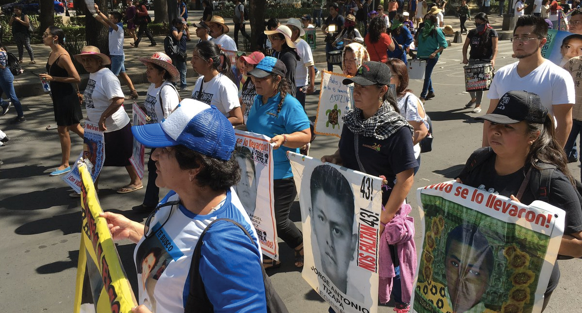 Madres de normalistas anuncian jornada de búsqueda en Iguala