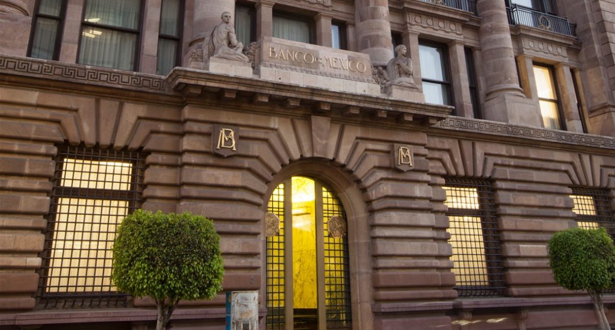 Funcionario de Banxico da positivo a COVID-19 Funcionario de Banxico da positivo a COVID-19