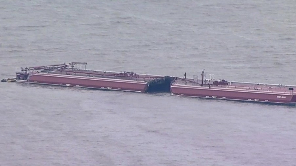 Choque entre embarcaciones provoca cierre del Canal de Navegación de Houston
