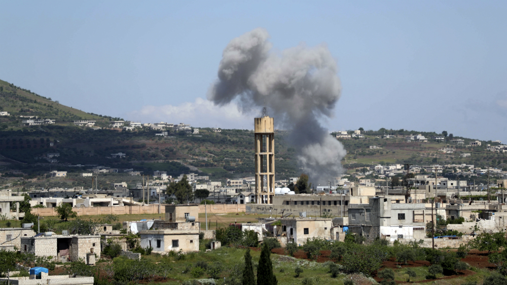 Nueve civiles muertos en bombardeos del régimen sirio y Rusia en el noreste