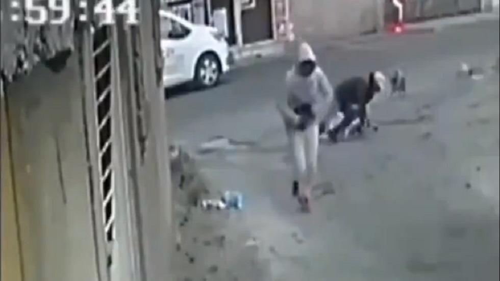 #Video Tiran a anciano de andadera durante asalto en Tlalpan #Video Tiran a anciano de andadera durante asalto en Tlalpan
