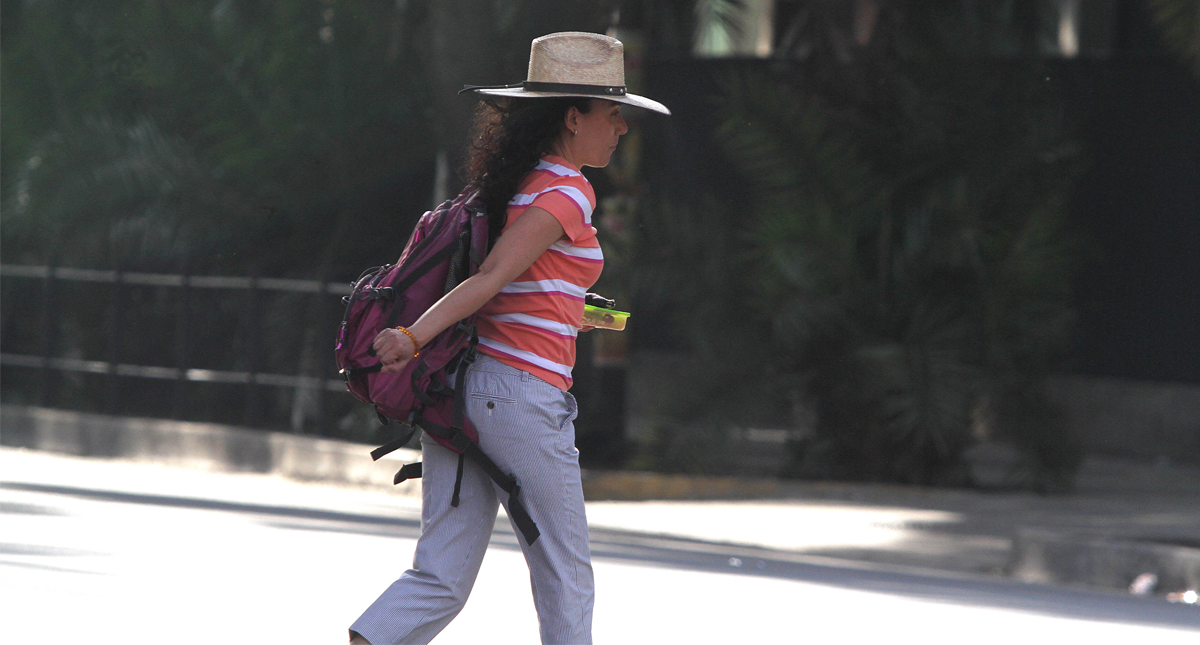 Cielo despejado, ambiente caluroso y sin lluvias en el Valle de México