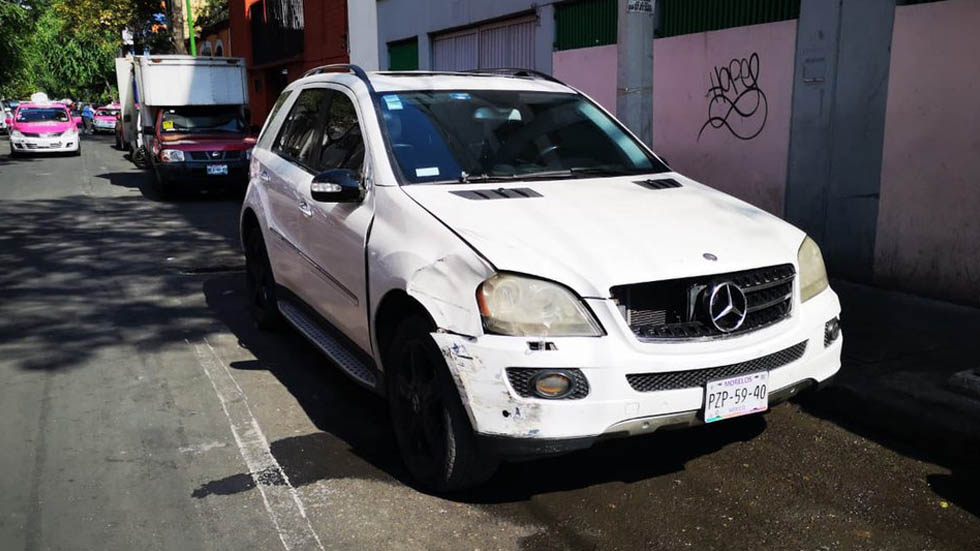 Aseguran camioneta en la colonia Guerrero tras persecución