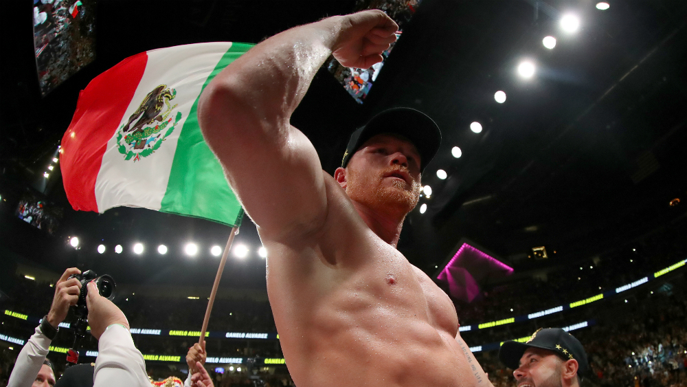 Los deportistas mejor pagados de 2019 según Forbes - canelo-alvarez-victoria-jacobs