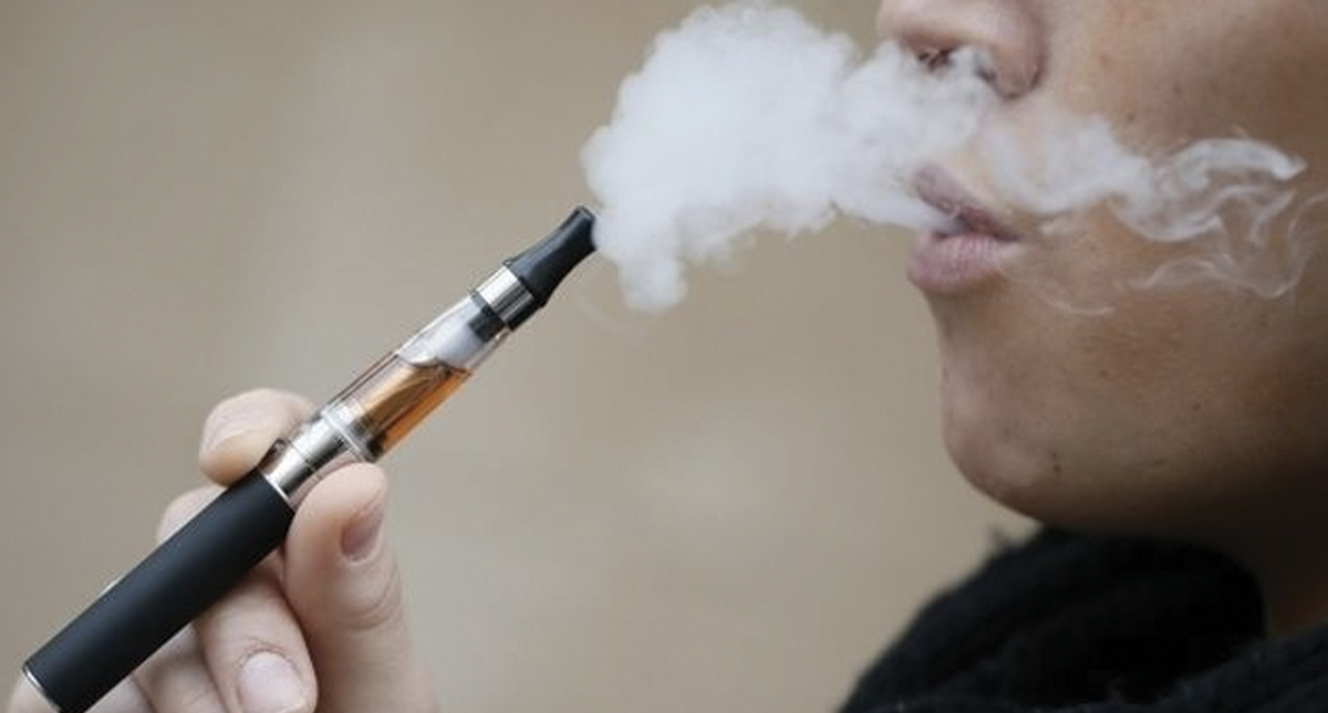 Cigarros electrónicos podrían ser contraproducentes para la salud