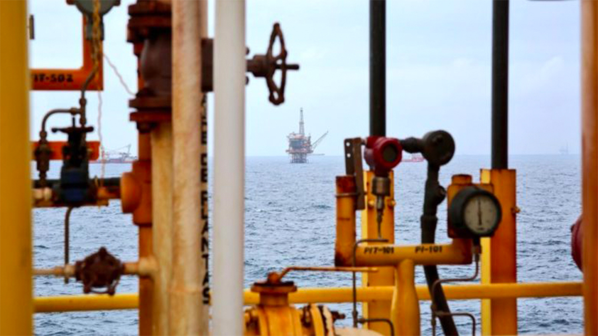 Empresas mexicanas de hidrocarburos piden al Gobierno respetar contratos