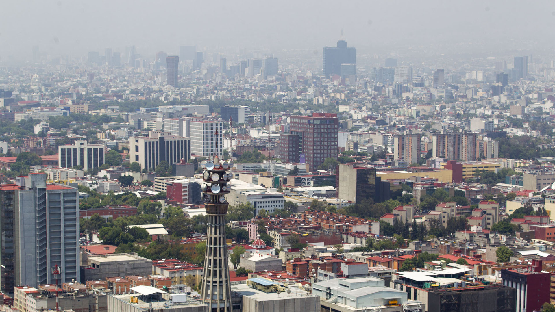 Calidad regular del aire predomina en el Valle de México