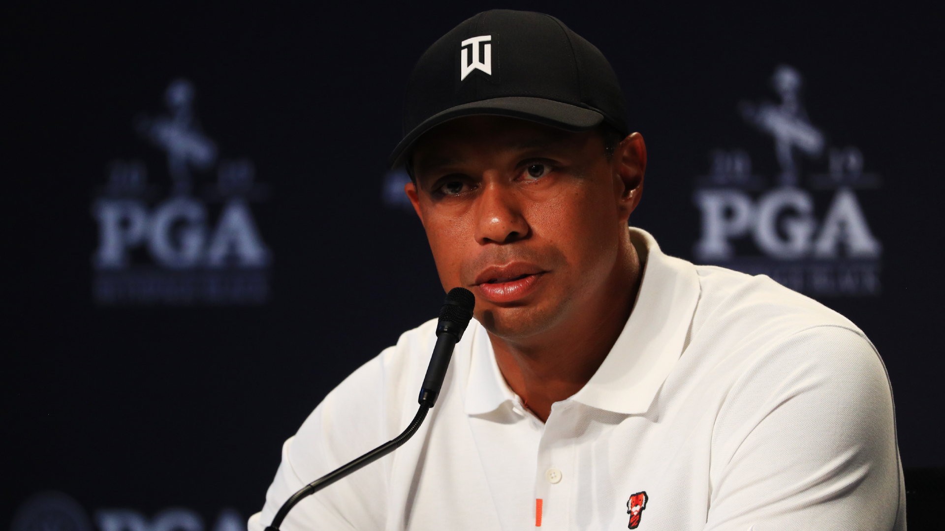 Demandan a Tiger Woods por muerte de trabajador de su restaurante