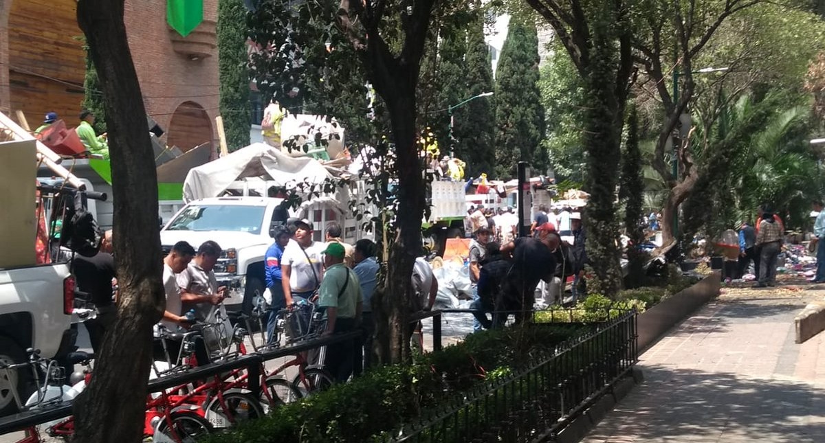 #Video Desalojo de otomíes deriva en riña en la colonia Juárez