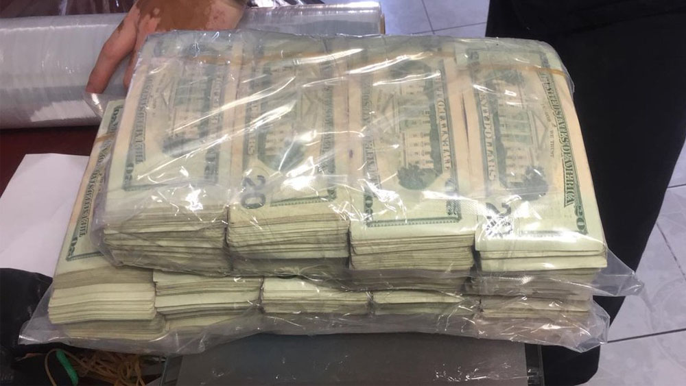 Aseguran drogas, armas y dinero en Jalisco