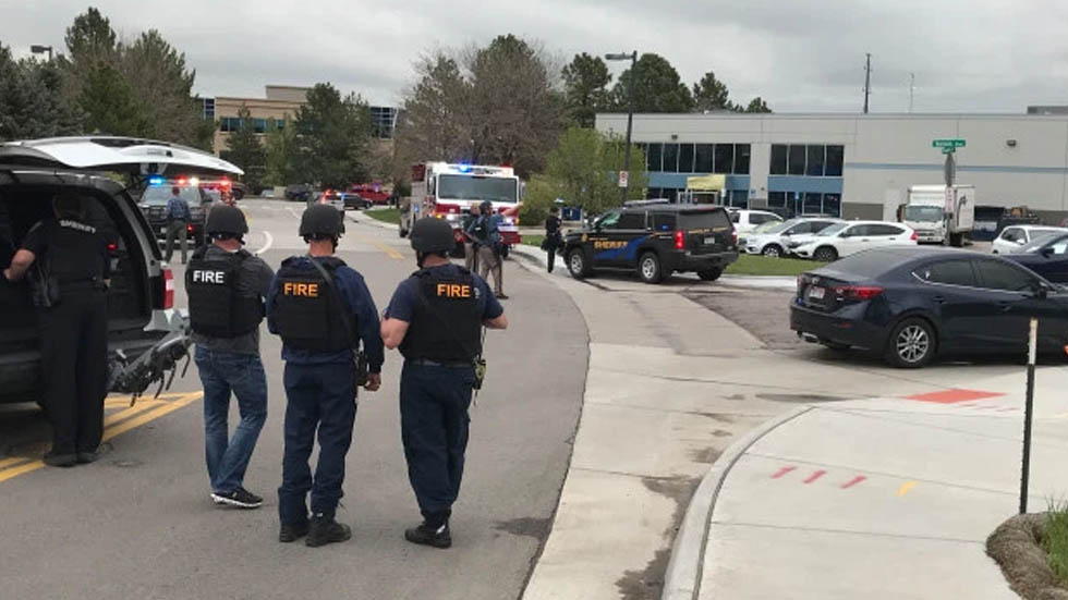 Tiroteo en escuela de Colorado deja un muerto y varios heridos