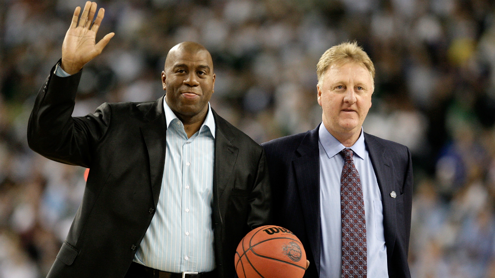 ‘Magic’ Johnson justifica renuncia en los Lakers a discrepancias con gerente del equipo