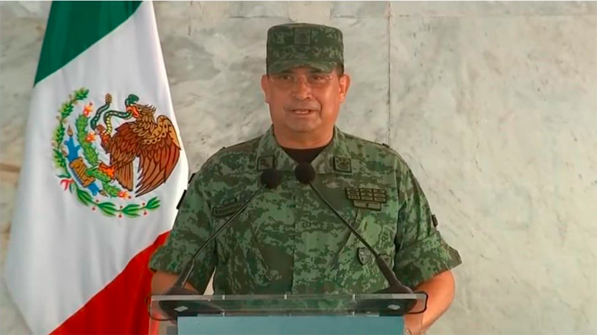 Sedena justifica decisión de entregar armas en Michoacán