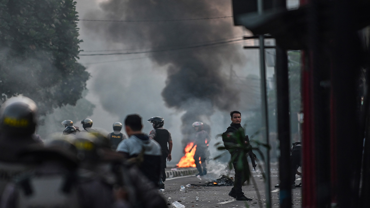 Seis muertos en enfrentamientos tras elecciones en Indonesia Seis muertos en enfrentamientos tras elecciones en Indonesia