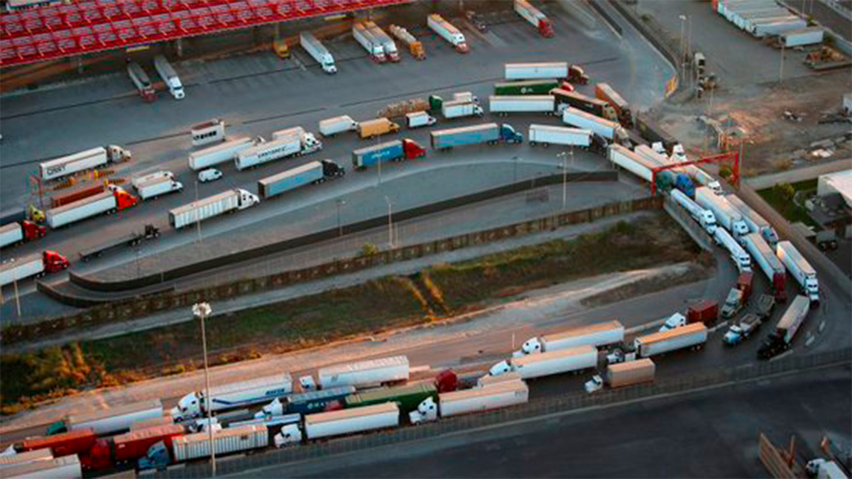 Empresarios de EE.UU. piden a Trump no aplicar aranceles contra México