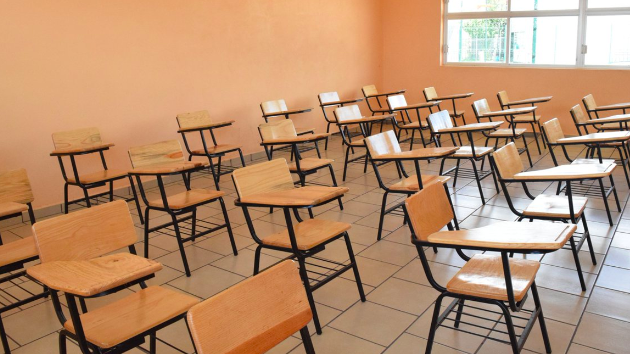 Detienen a hombre que abusó de dos niños en primaria de Uruapan