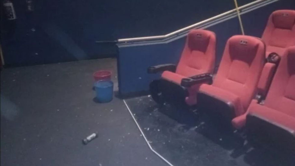 Estalla artefacto en cine de la GAM y hiere a trabajador