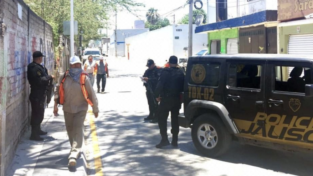 Localizan 27 cuerpos y siete cráneos en fosas clandestinas de Jalisco
