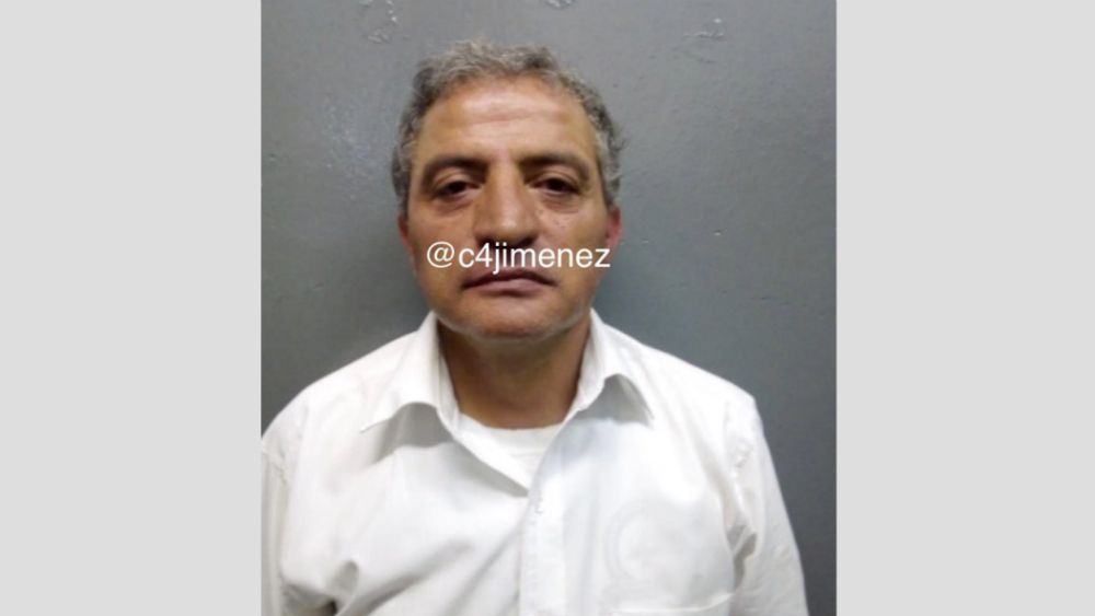 Liberan a funcionario que robaba celulares en la PGJ