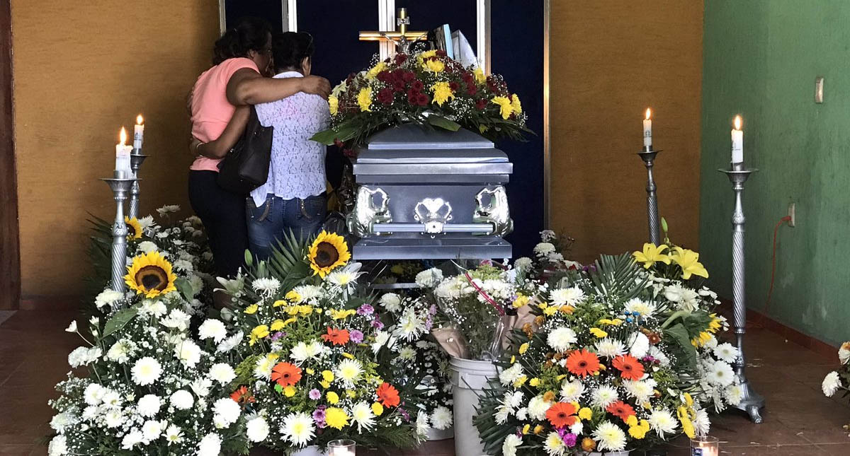 Familiares de menor asesinado en Manzanillo piden a asaltantes entregarse