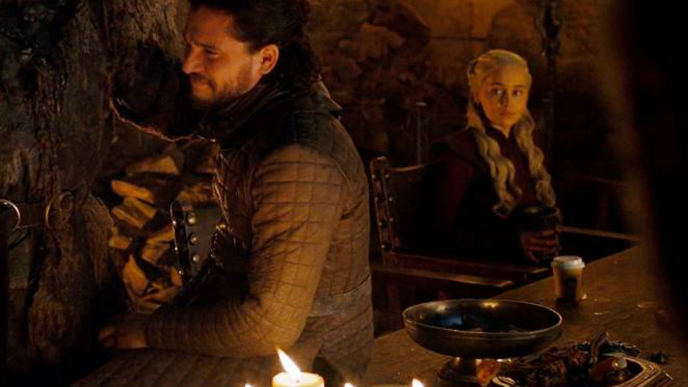 Cuando Starbucks se cuela en Game of Thrones
