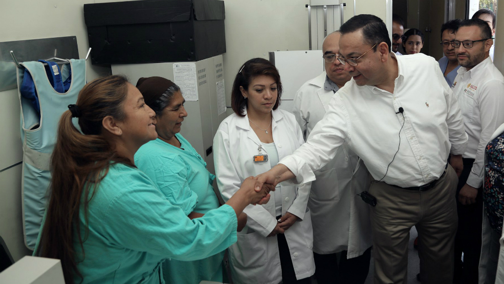 Renuncia de Germán Martínez es culpa de “quien ordena prioridades presupuestales”: Calderón