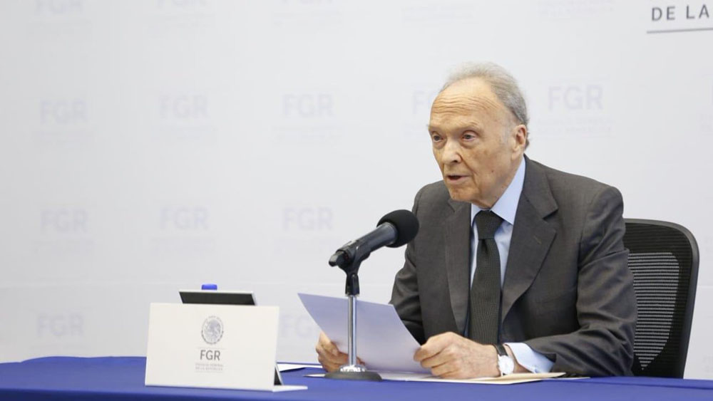 Gertz Manero se molesta por pregunta sobre su estado de salud