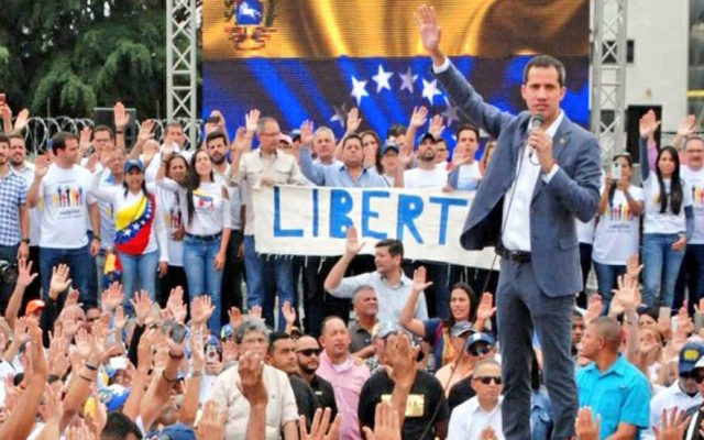 Guaidó intercedería por intervención militar de EE.UU. en Venezuela - guaido-en-mitin-rumbo-a-la-fallida-operacion-libertad-640x400