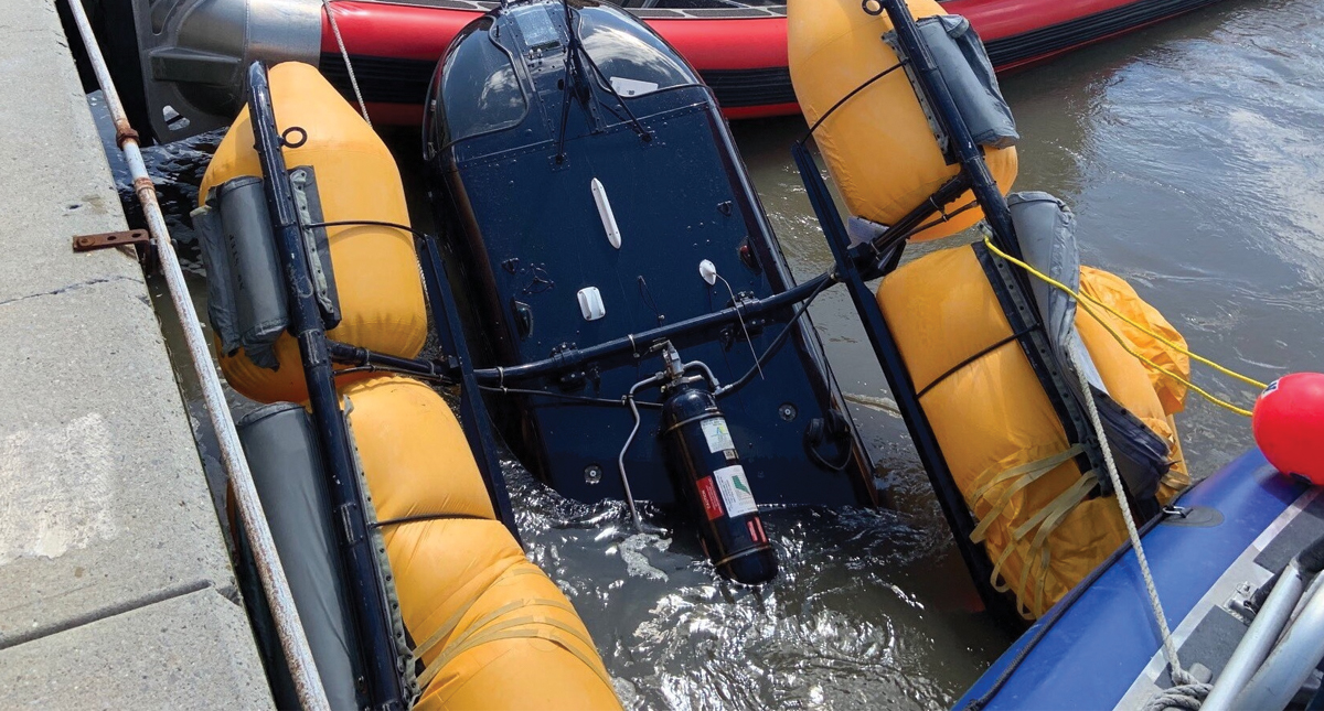 Helicóptero cae al Río Hudson - helicoptero
