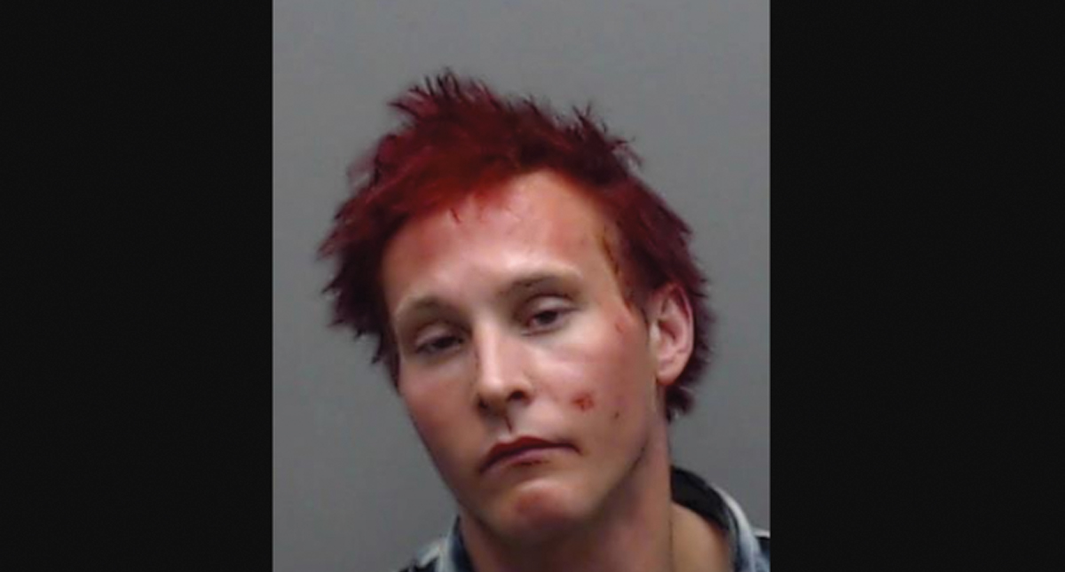 Detienen a fugitivo después de que reveló su ubicación en Facebook