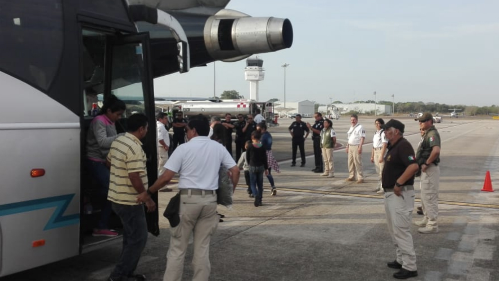 Migración devuelve a 111 hondureños a su país