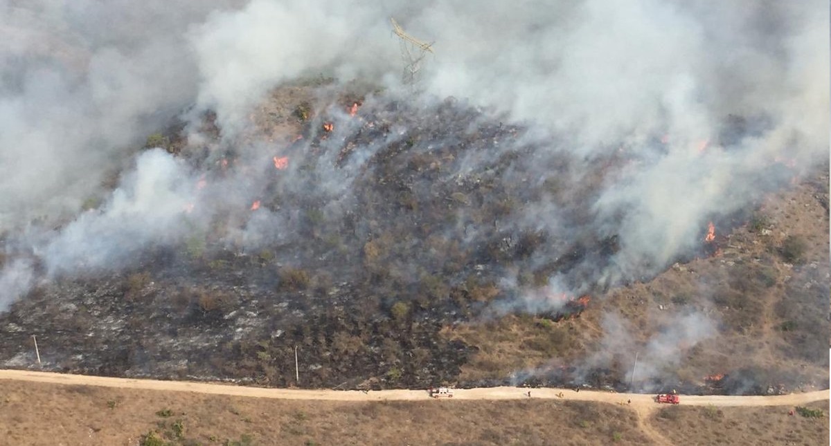 Limitan actividad escolar en Chilpancingo por incendio forestal