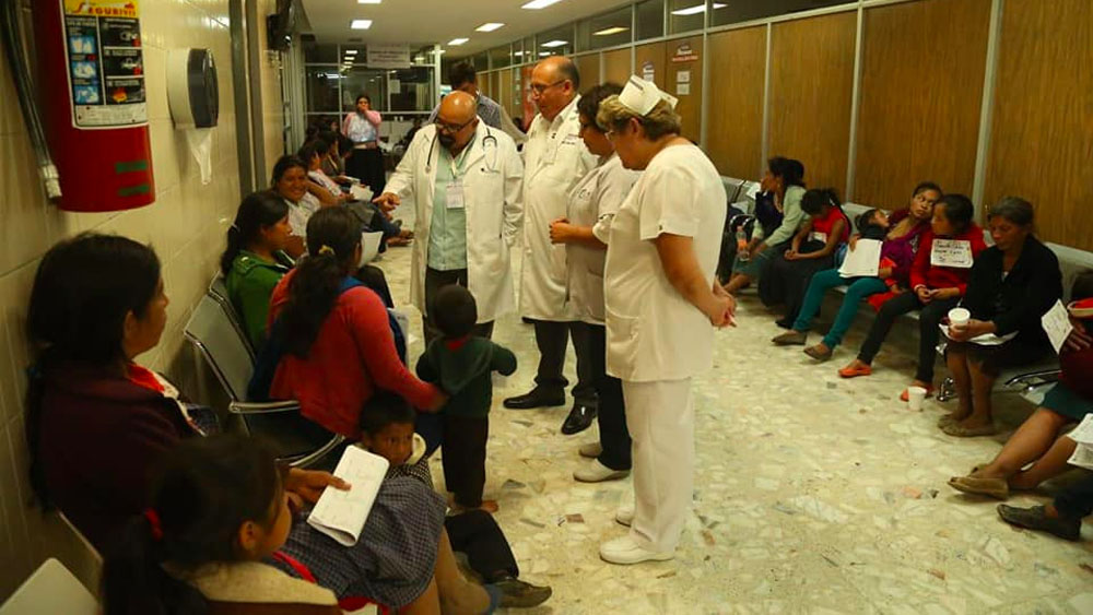 Dan de alta a mil 358 intoxicados por alimentos en Veracruz