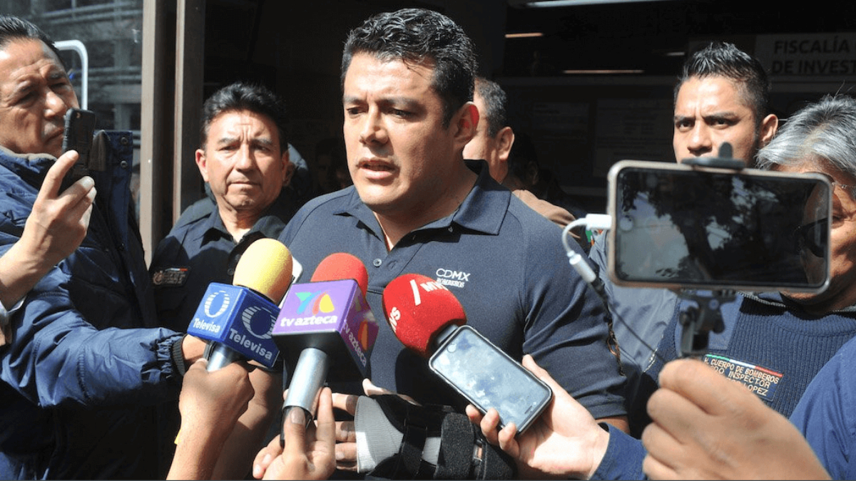 Gobierno capitalino inhabilita por un año a Ismael Figueroa