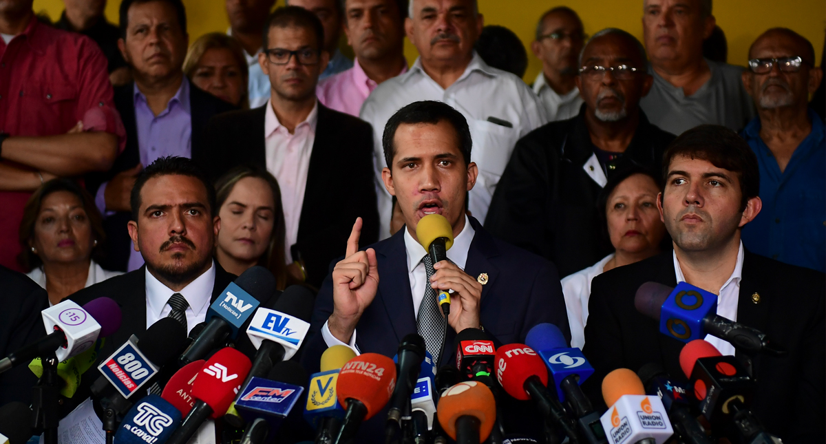 Juan Guaidó niega negociaciones con gobierno de Nicolás Maduro