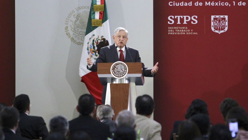 El gobierno ya no tendrá líderes sindicales favoritos: López Obrador El gobierno ya no tendrá líderes sindicales favoritos: López Obrador