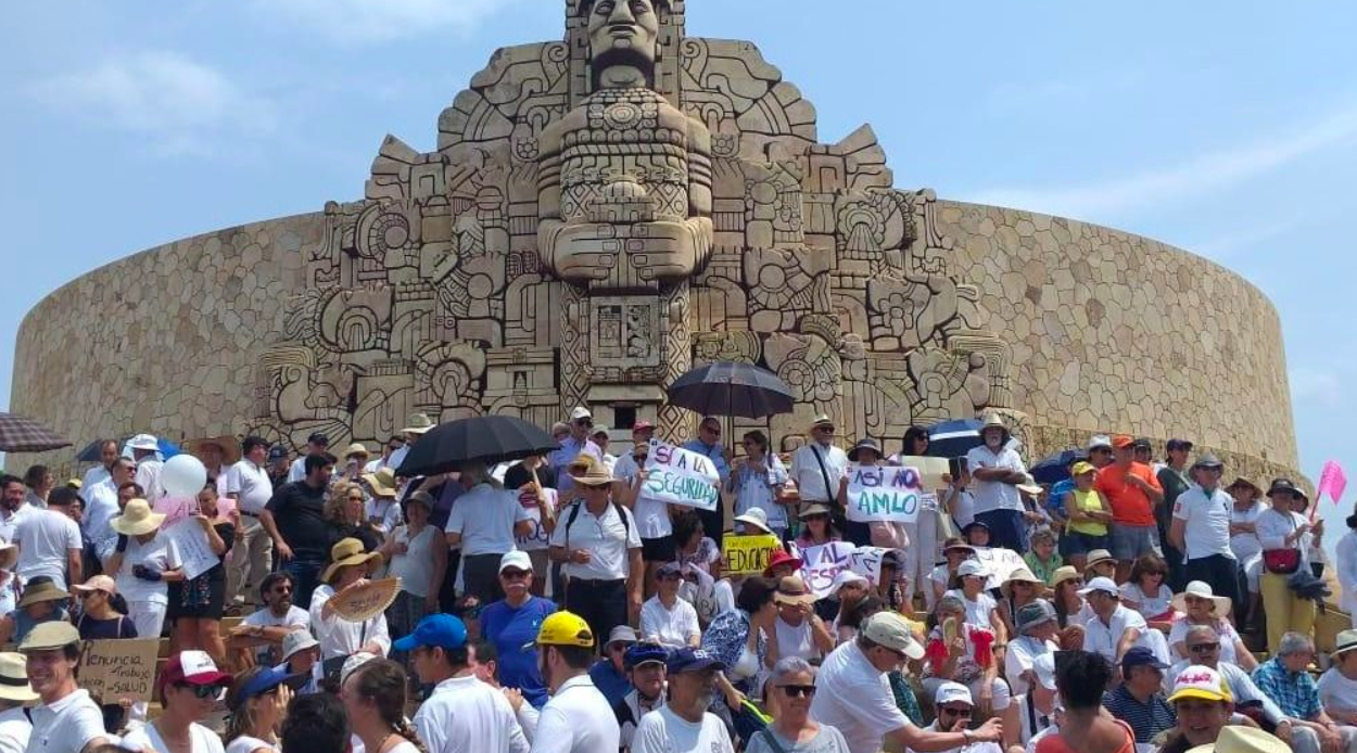 Marchas contra el gobierno de López Obrador en varias ciudades del país Marchas contra el gobierno de López Obrador en varias ciudades del país