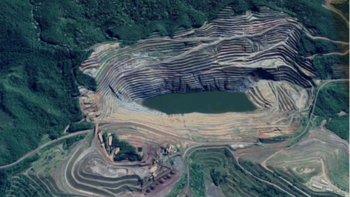 A punto de colapsar represa de mina en Brasil A punto de colapsar represa de mina en Brasil