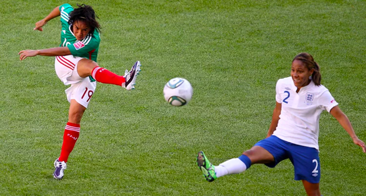 Reconocen a Mónica Ocampo por mejor gol en la historia de los mundiales femeniles