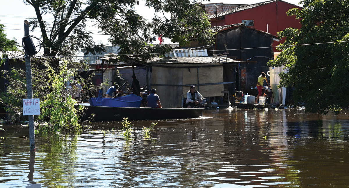 Inundaciones dejan 62 mil familias afectadas y seis muertos en Paraguay - paraguay2