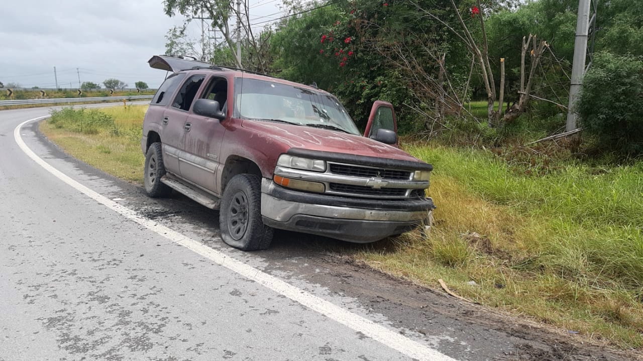 Tras persecución rescatan a uno y decomisan arsenal en Reynosa - policia-3