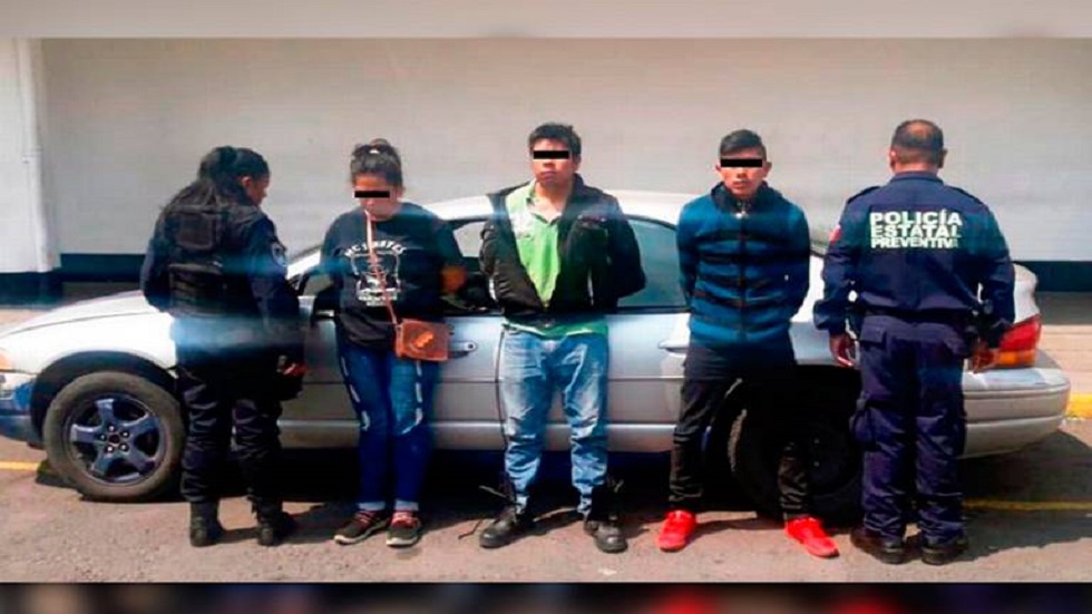 #Video Secuestran a madre e hija de camino a la escuela en Puebla - presuntos-secuestradores-y-prima-autora-intelectual-del-secuestro