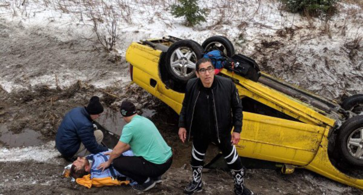 Psicosis salva a hombre de ahogarse tras accidente en Ontario Psicosis salva a hombre de ahogarse tras accidente en Ontario