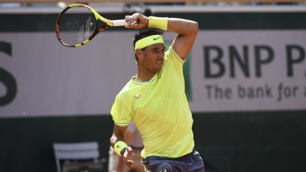 Nadal y Djokovic empiezan con victorias cómodas en Roland Garros