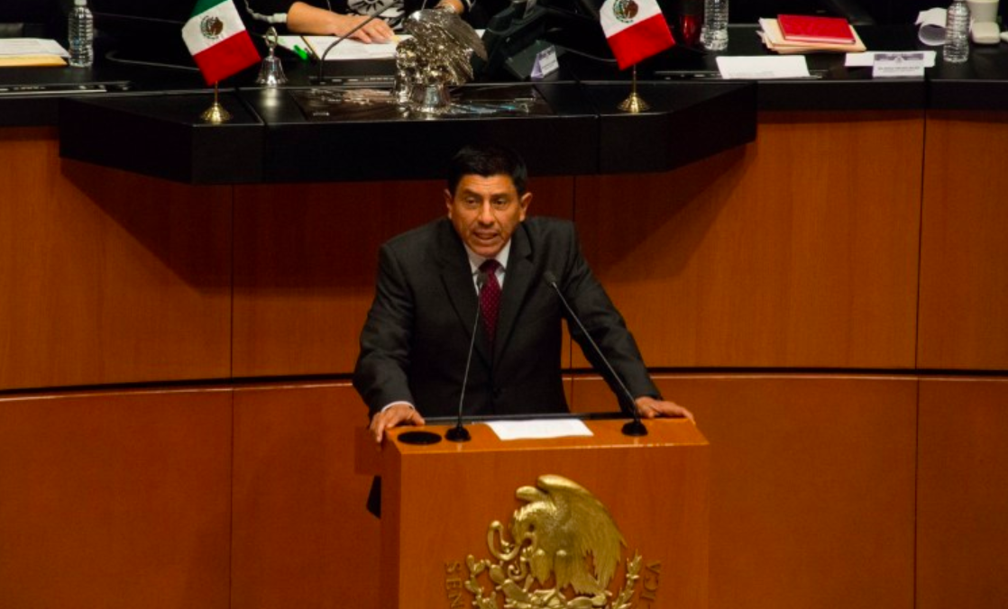 Senador de Morena asegura que ya no faltará a votación de la Reforma Educativa