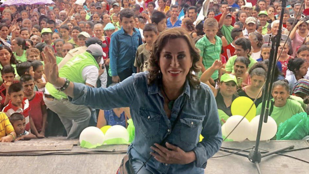 Polémica en Guatemala tras decisión judicial que impide a diario informar sobre candidata