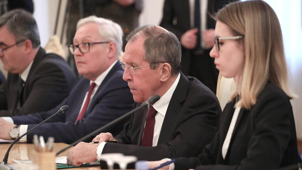 Rusia pide a EE.UU. ‘abandonar planes irresponsables’ en Venezuela