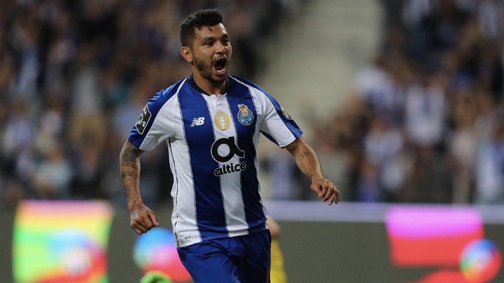 Asaltan casa de ‘Tecatito’ Corona durante final FC Porto v Braga